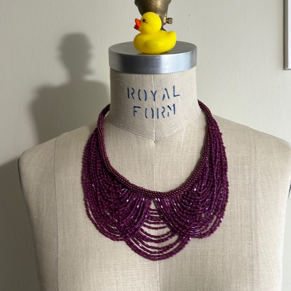 📌SOLD📌New Fuchsia Layer Beaded Bib Necklace